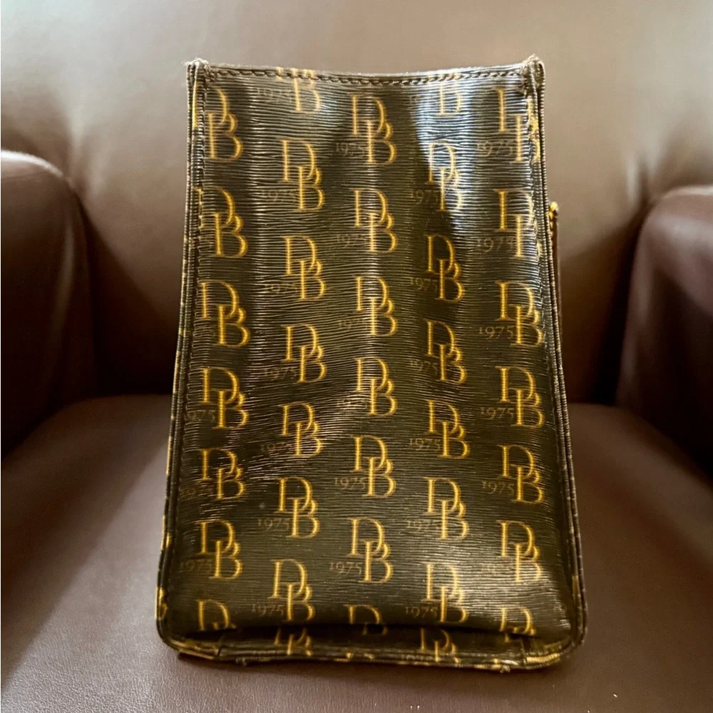 Vintage Dooney & Bourke Black Signature 1975 Handbag - Picture 11 of 12